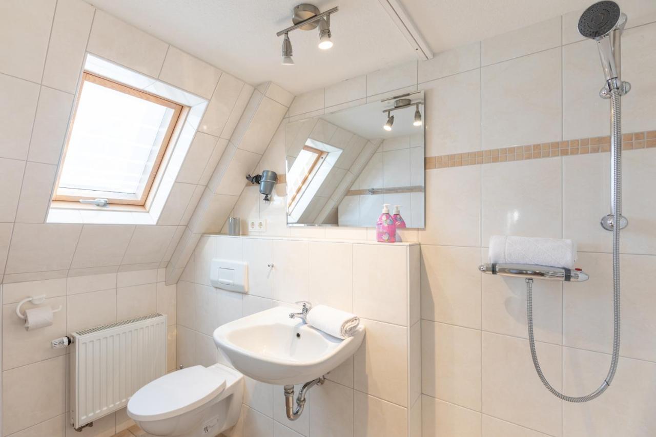 Roemser Stuebchen Husum  Bagian luar foto